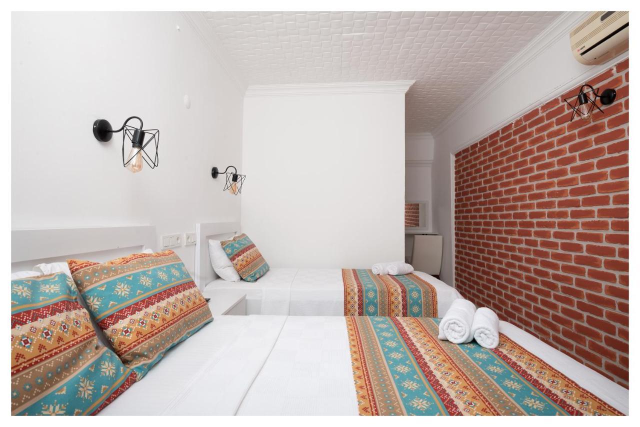 Standard Triple Room,1005103162:JPEG