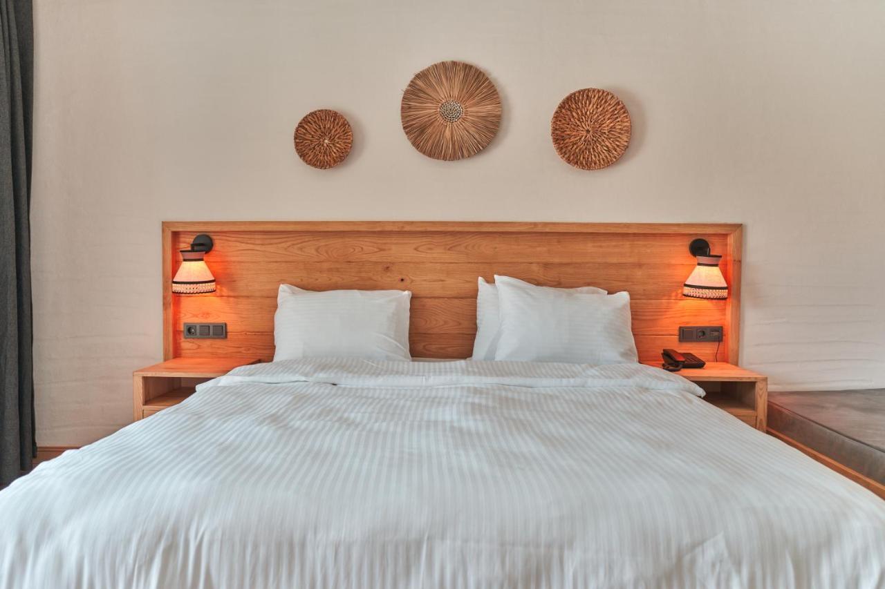 Double Room with Swimming Pool Access,1235952250:JPEG