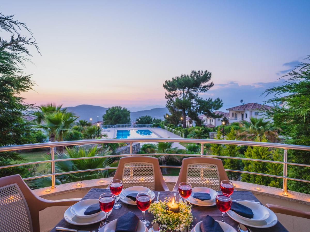 Deluxe Villa,1242379498:JPEG