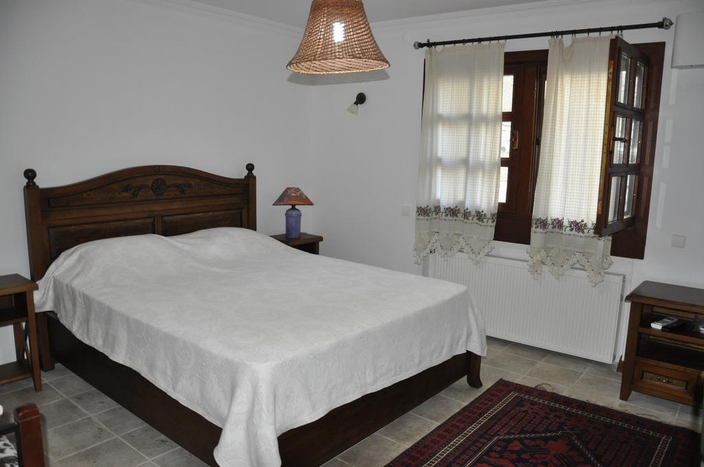 Deluxe Double Room,127773543:JPEG