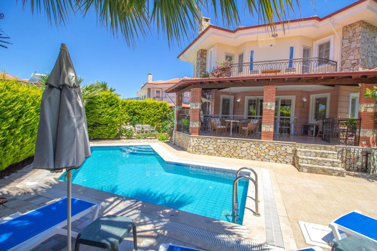 Three-Bedroom Villa,1359386408:JPEG
