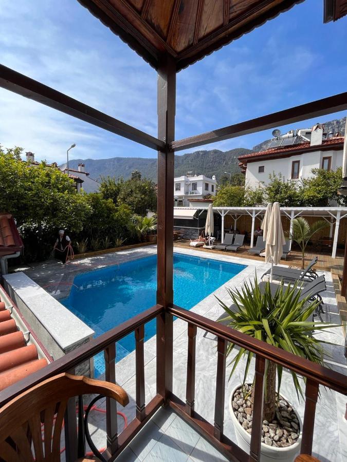 Triple Room with Pool View,1404664670:JPEG