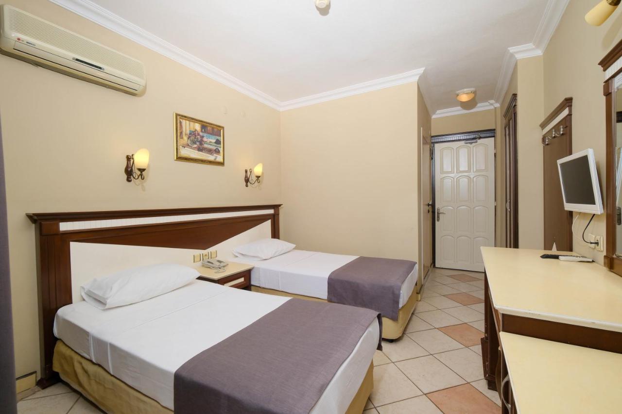Standard Double Room,1406791007:JPEG