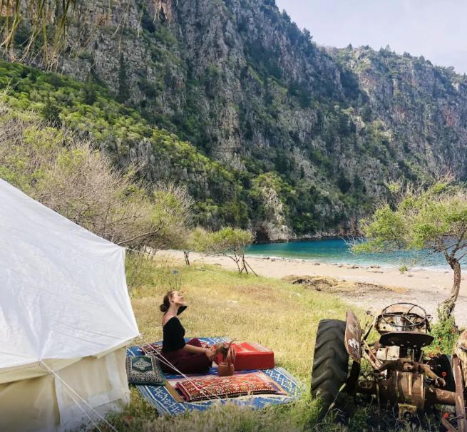 Tent,1309129759:JPEG