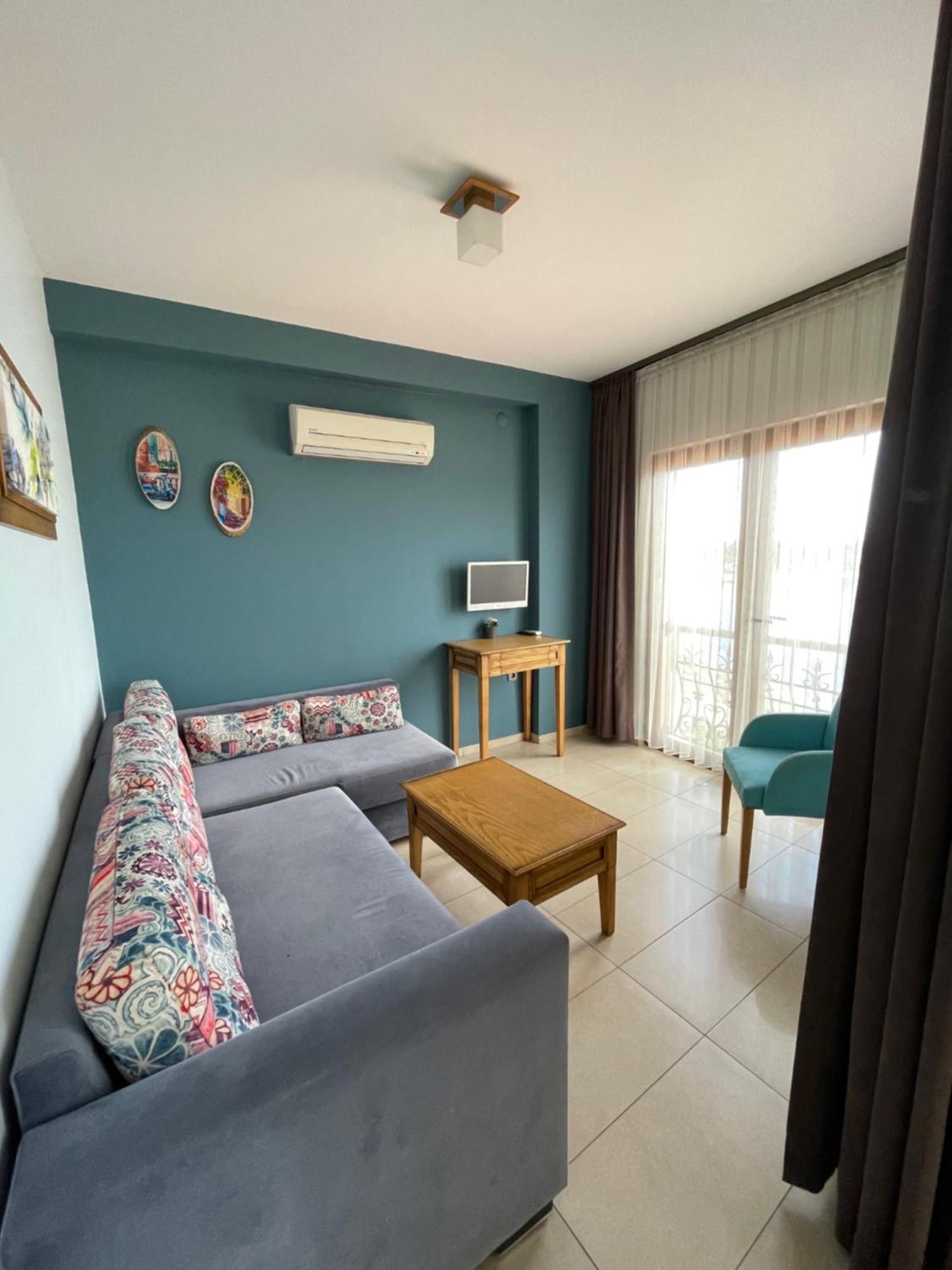 Apartment with Sea View,1499009782:JPEG