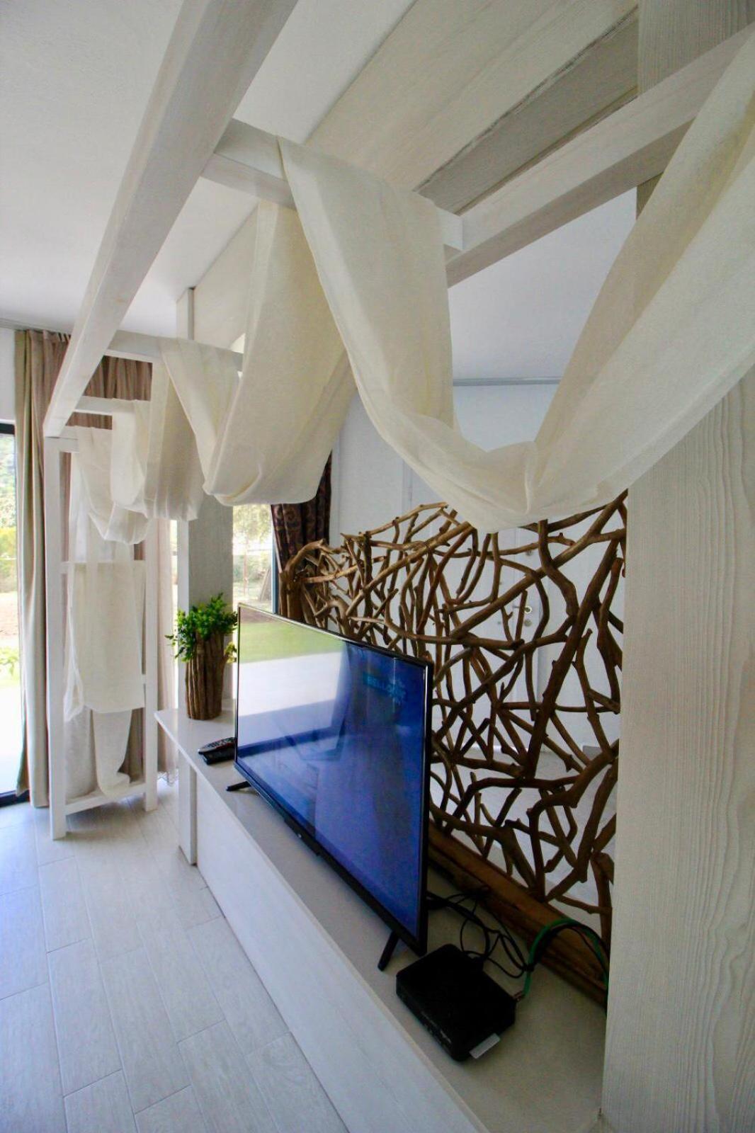 Honeymoon Room