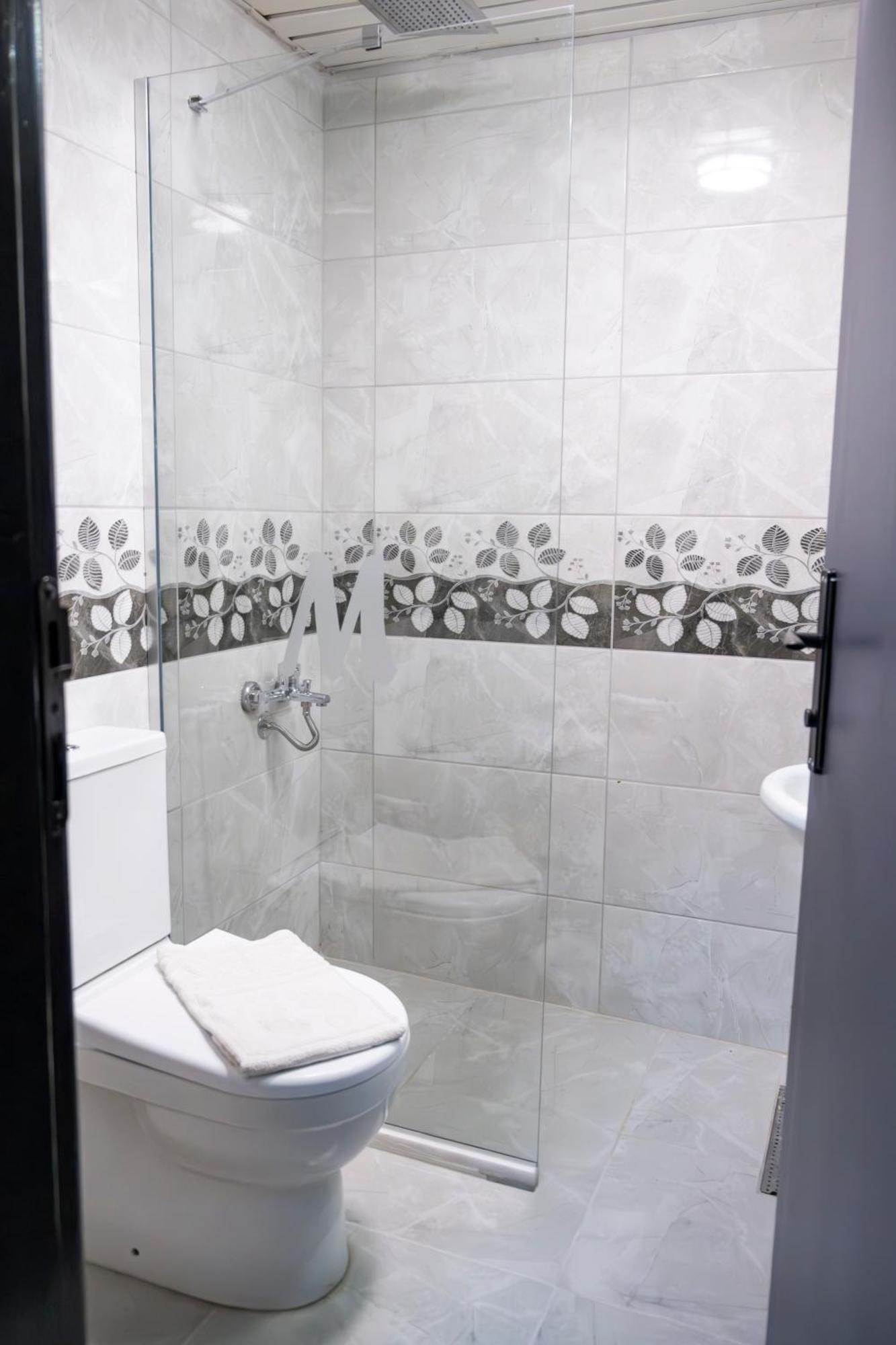 Double or Twin Room,1588103043:JPEG
