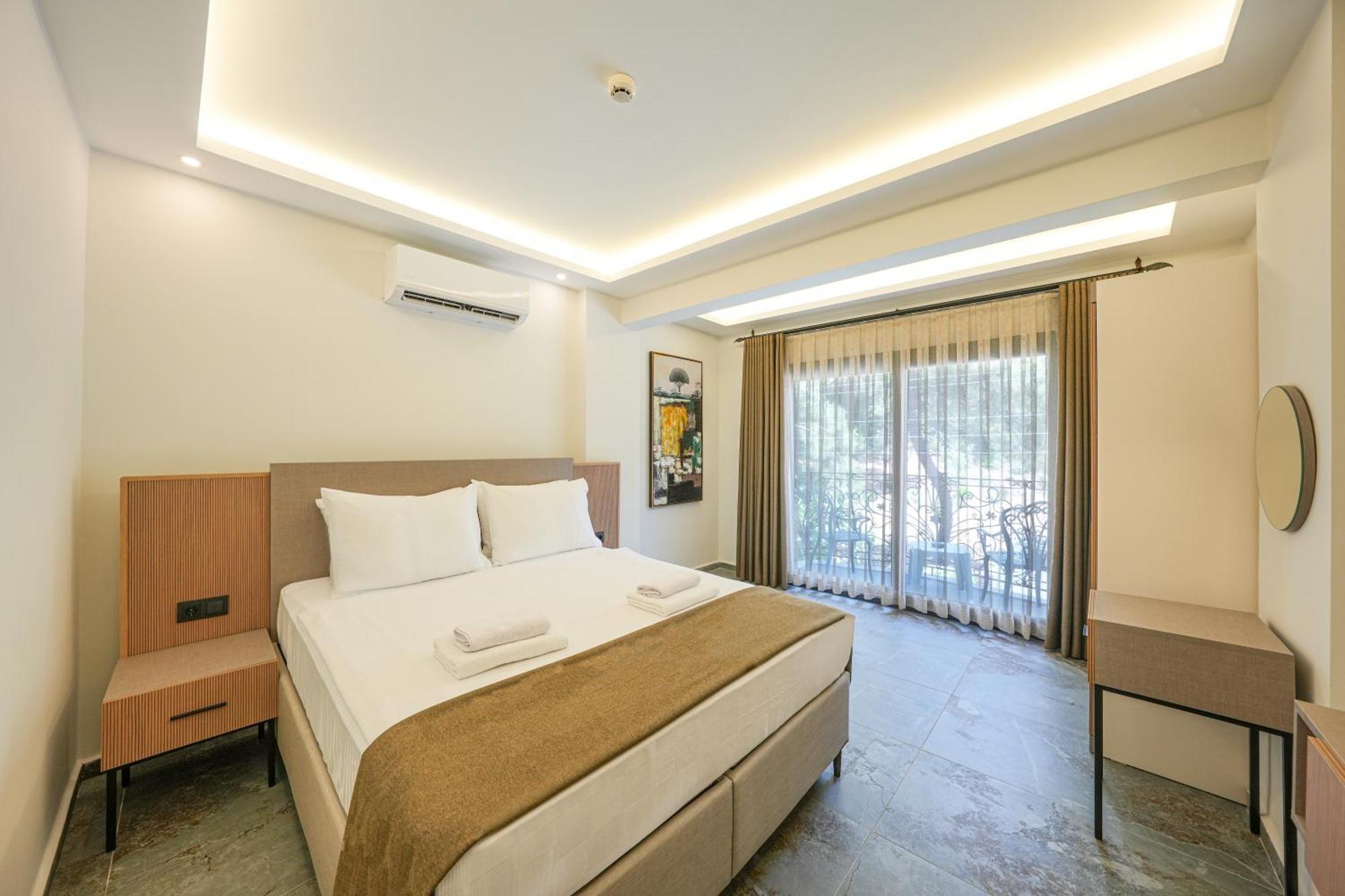 Large Double Room,1595498620:JPEG