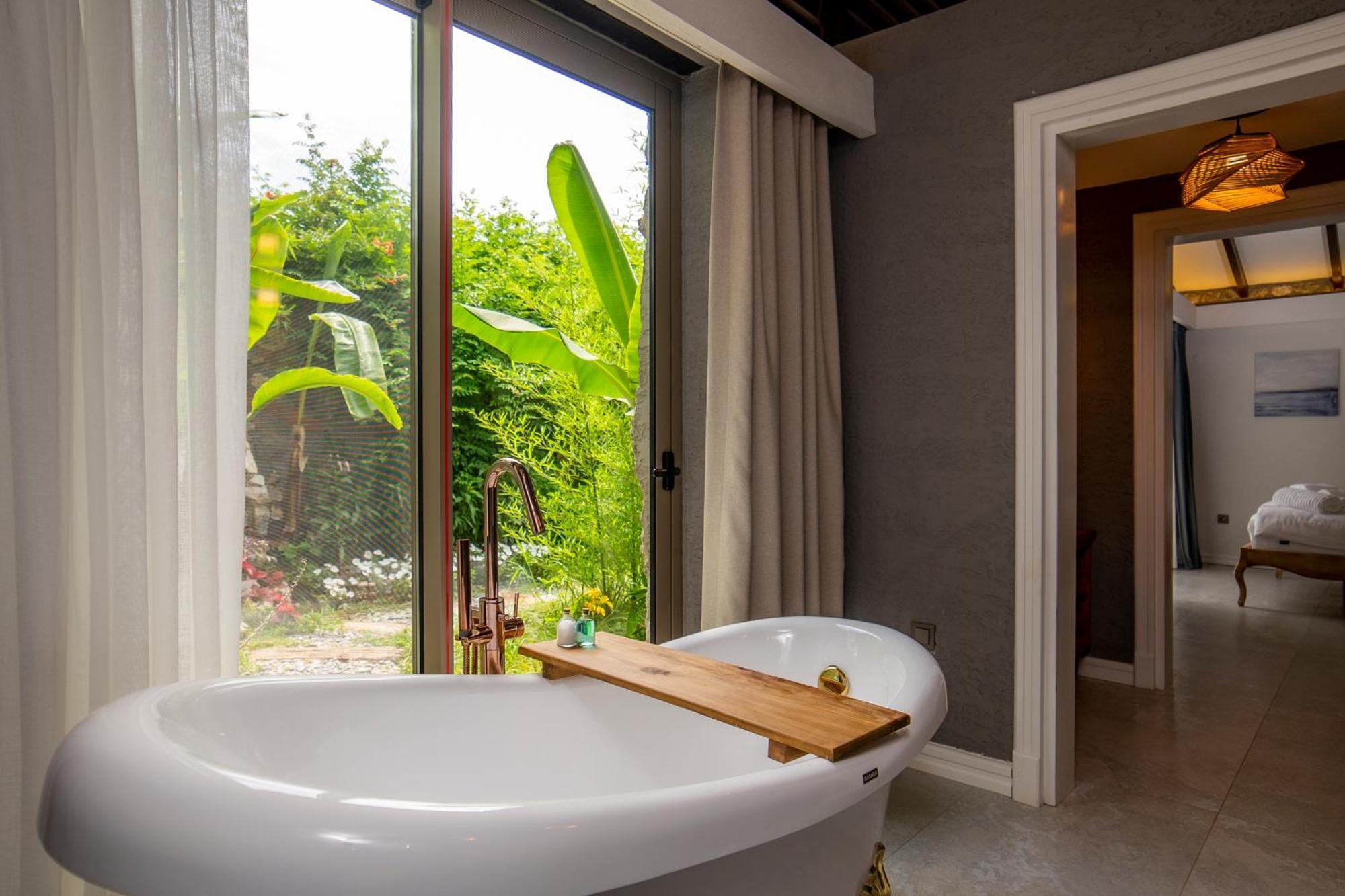 Villa with Private Pool,1596988174:JPEG