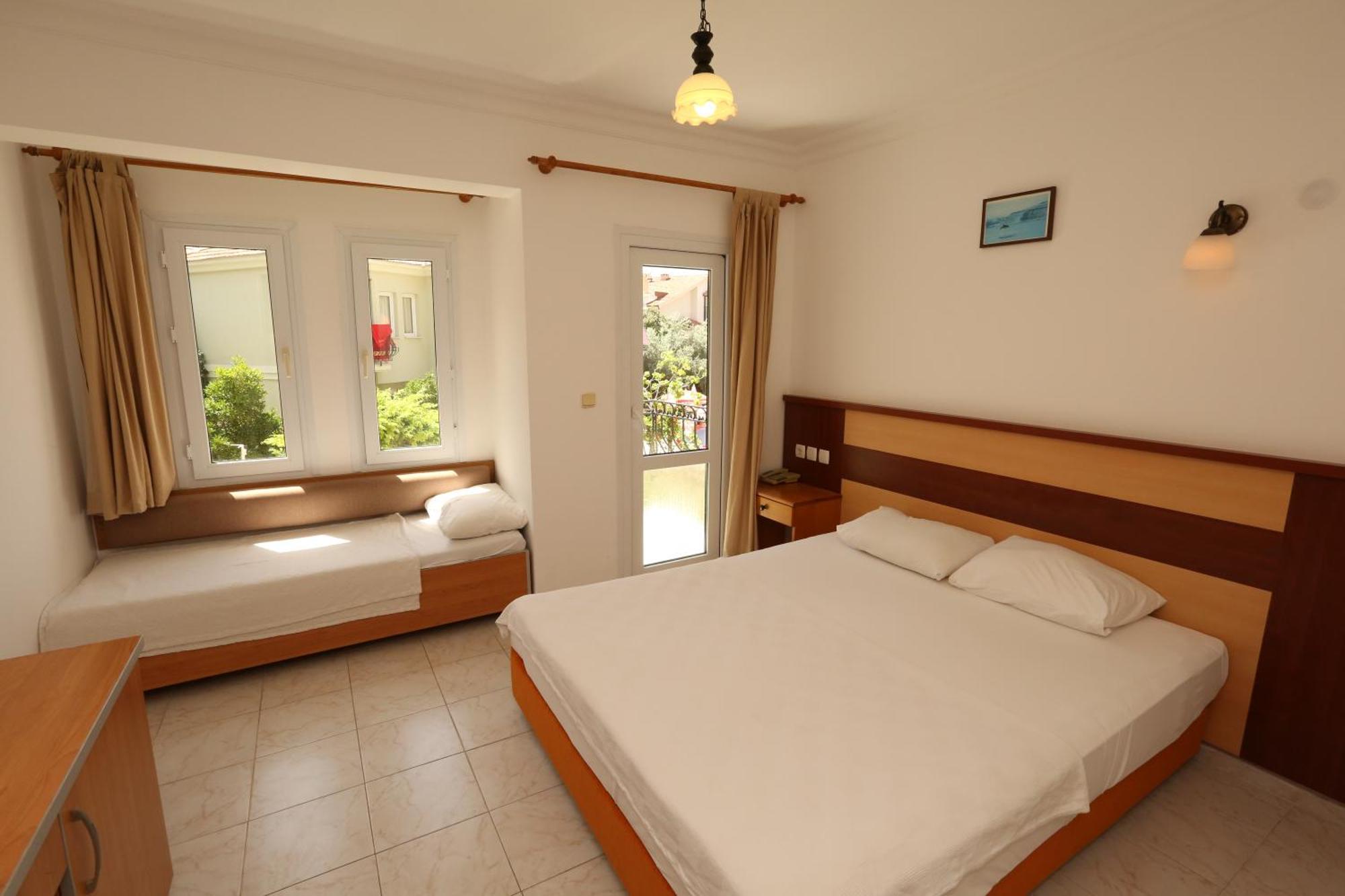 Standard Triple Room,1599649556:JPEG