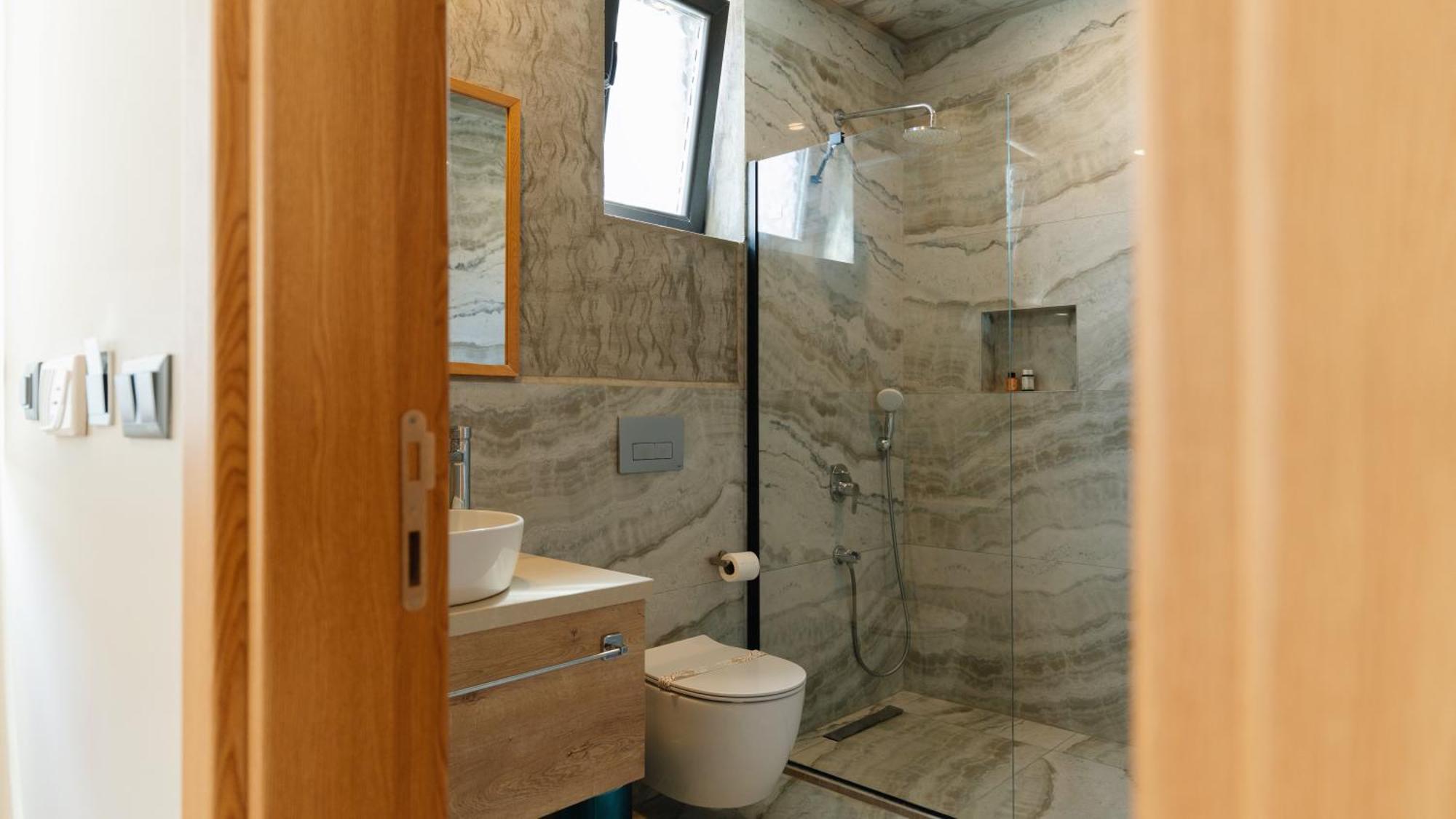 Family Suite,1665470061:JPEG