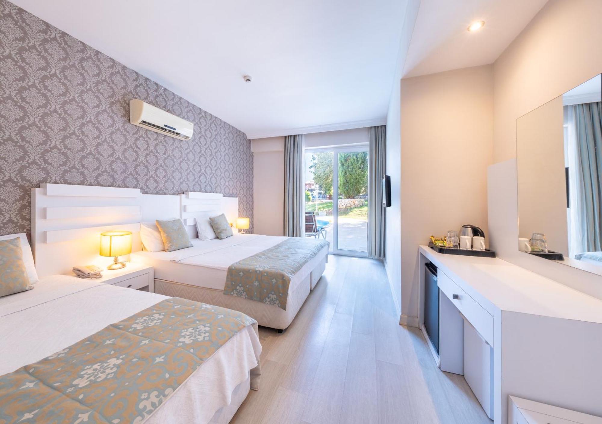 Superior Double Room,1739712425:JPEG