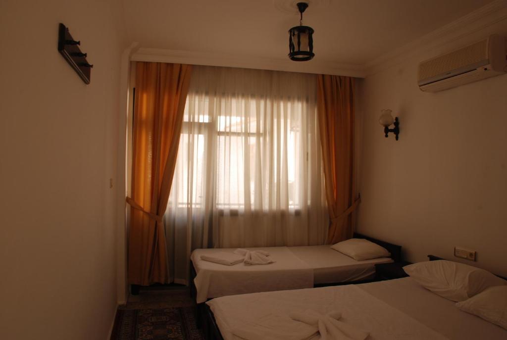 Standard Double or Twin Room,51588913:JPEG