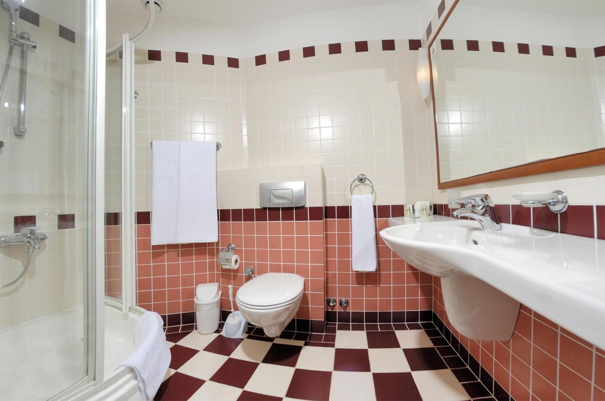 Standard Room,698455368:JPEG