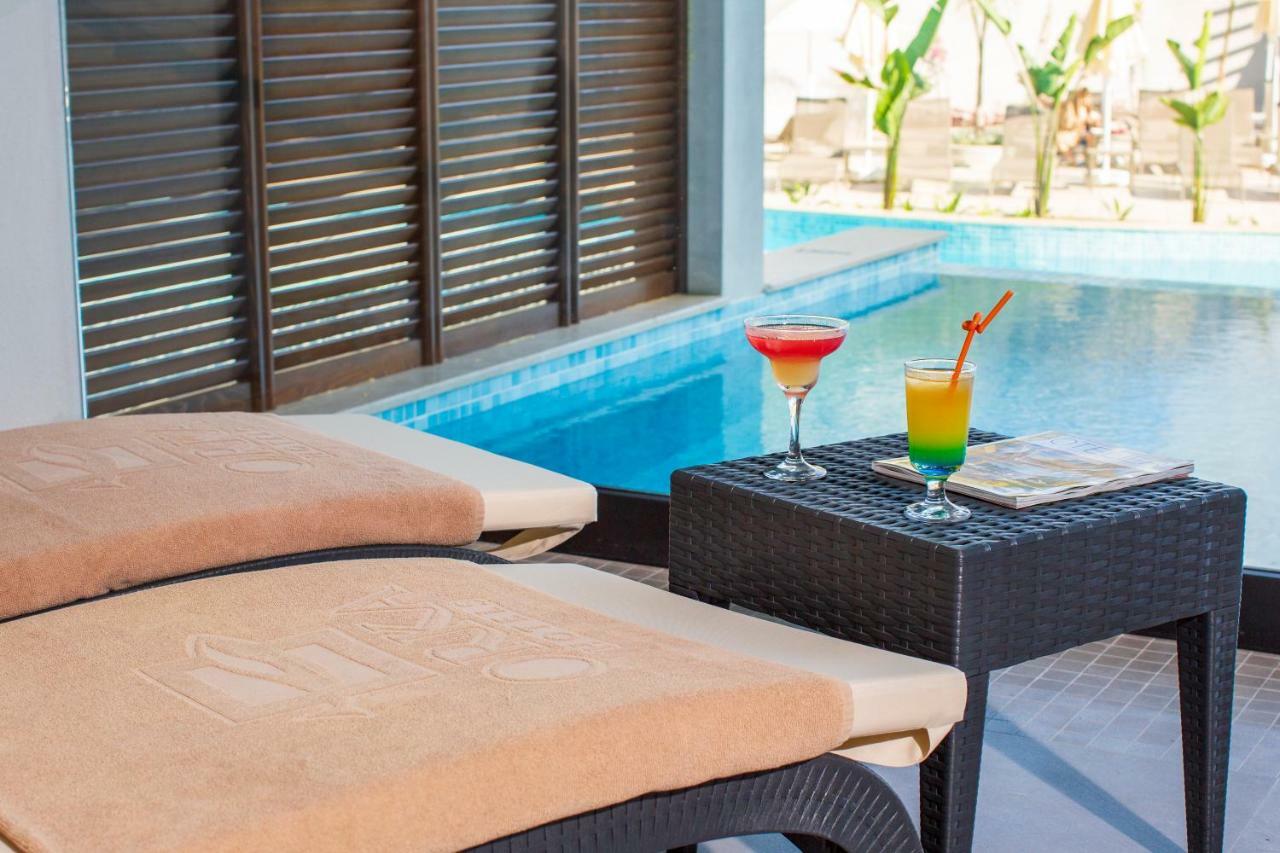 Suite with Private Pool