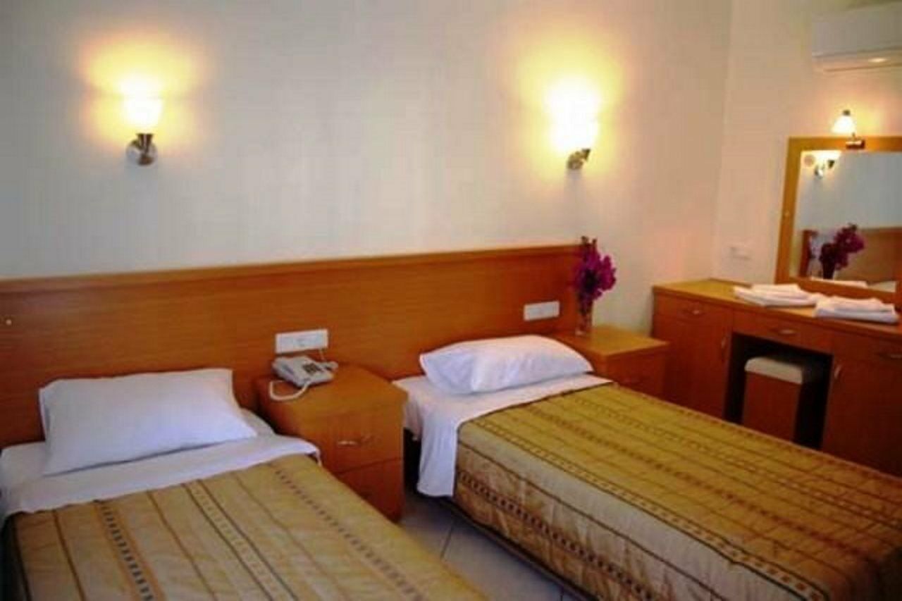 Deluxe Triple Room,10571878:JPEG