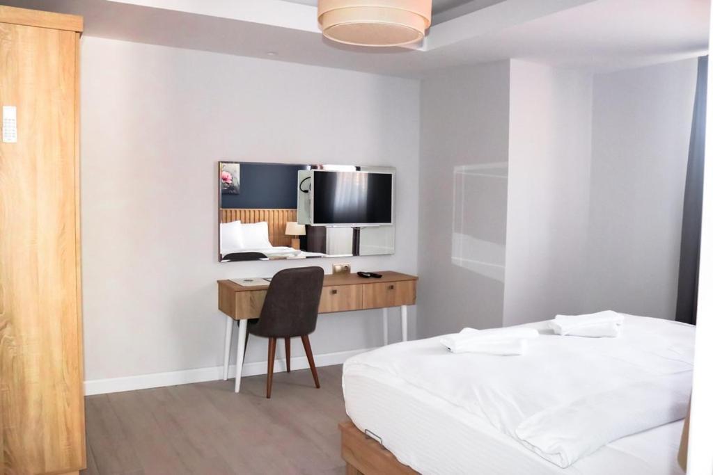 Deluxe Apartment,943293745:JPEG