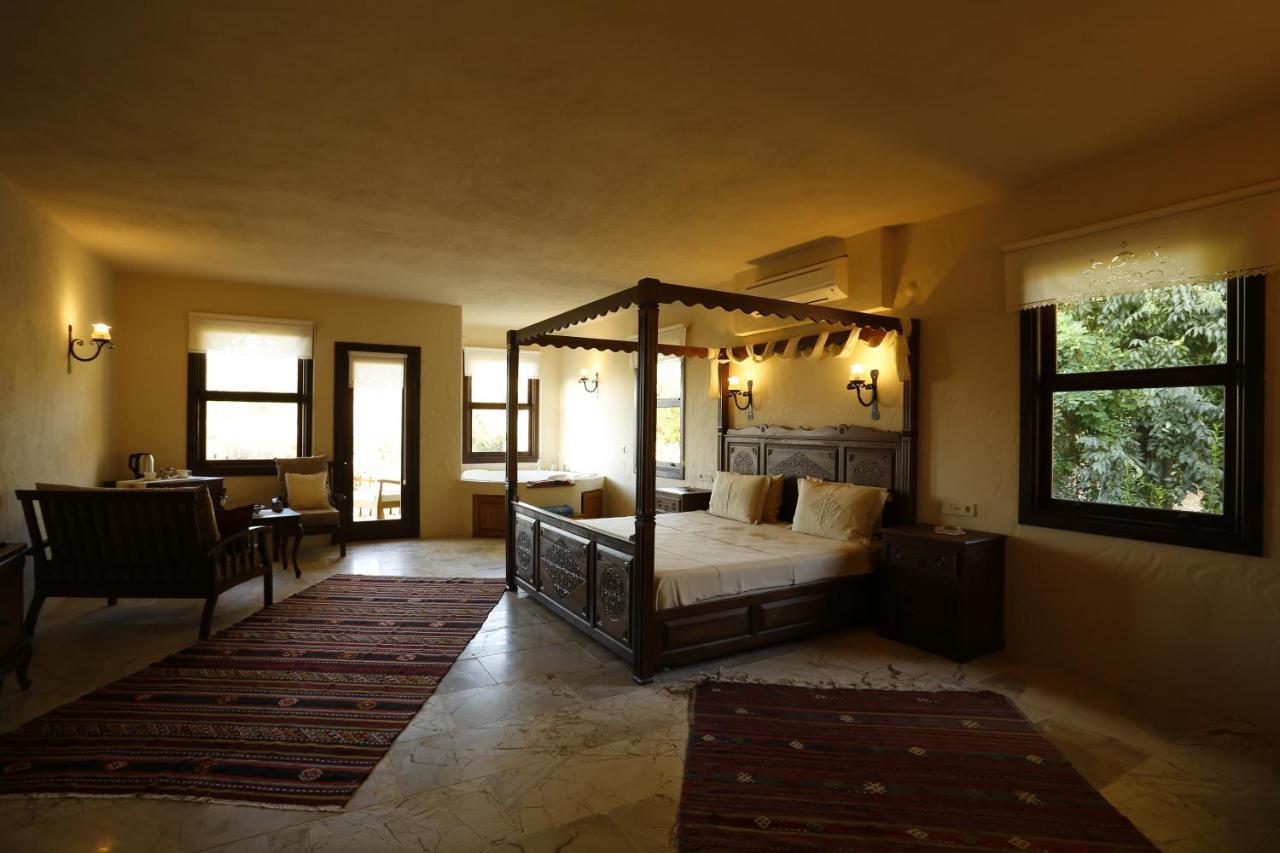Superior Deluxe Double Room Jacuzzi,944718073:JPEG