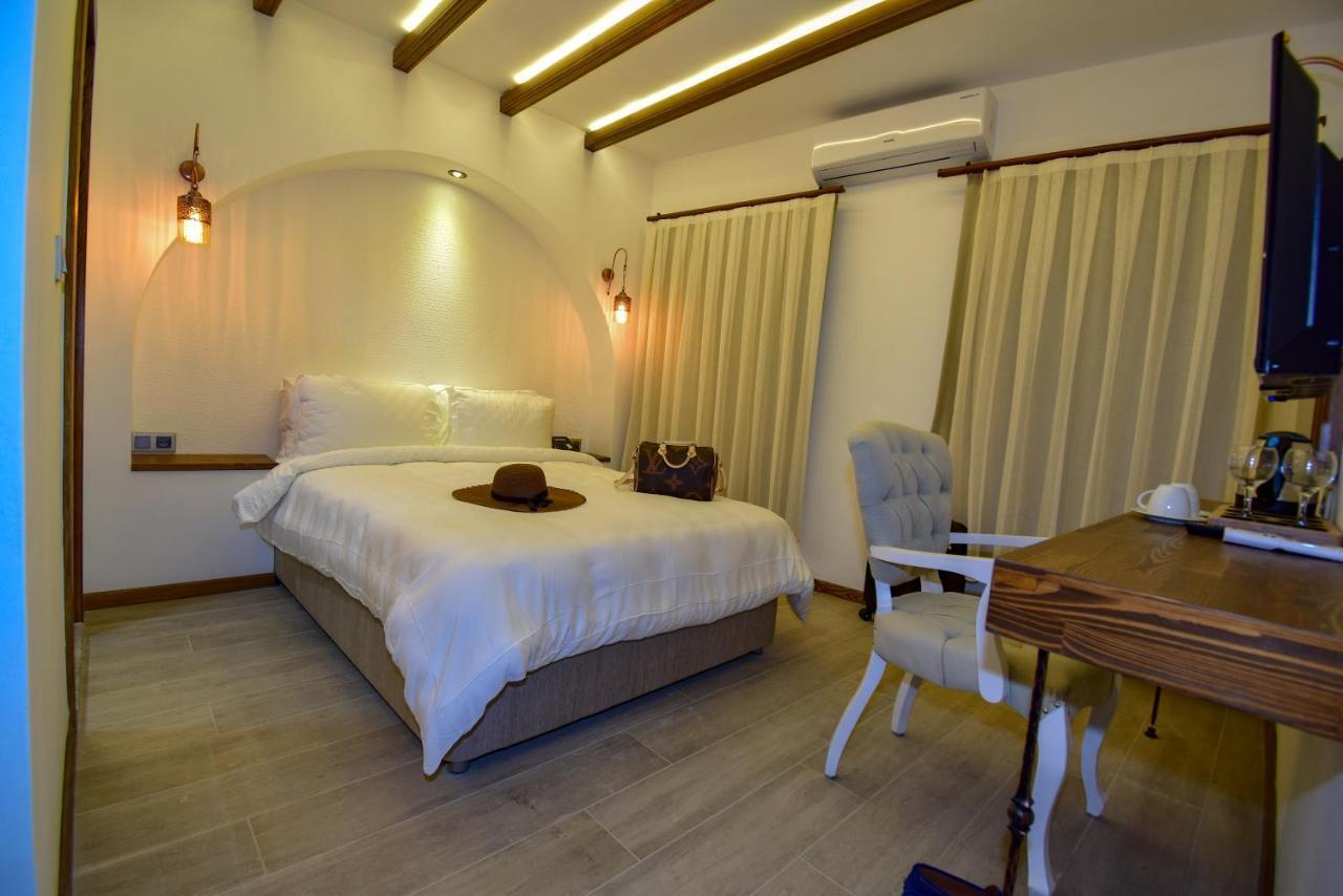 Standard Double Room,951429571:JPEG