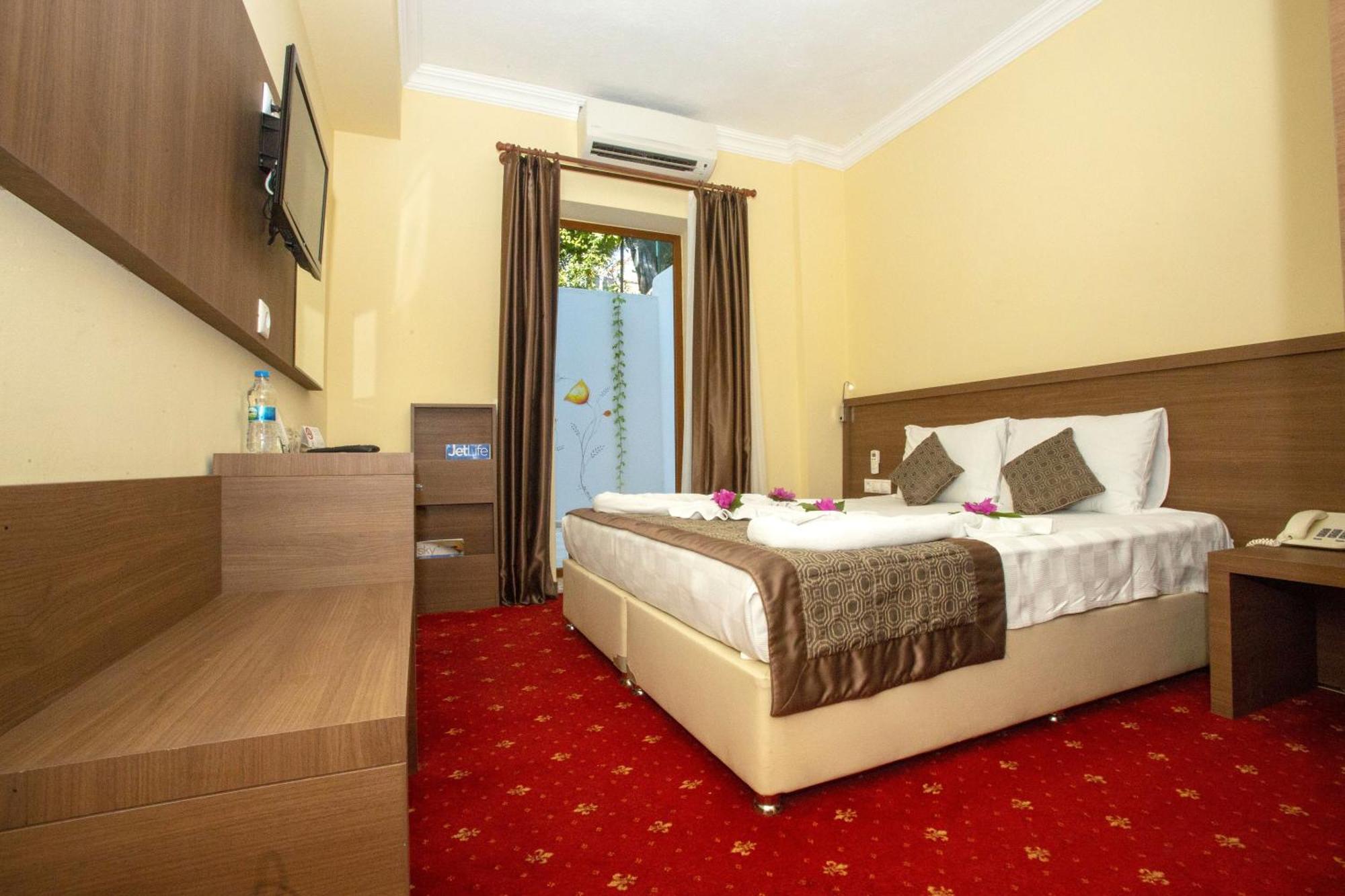 Budget Double Room,969358429:JPEG
