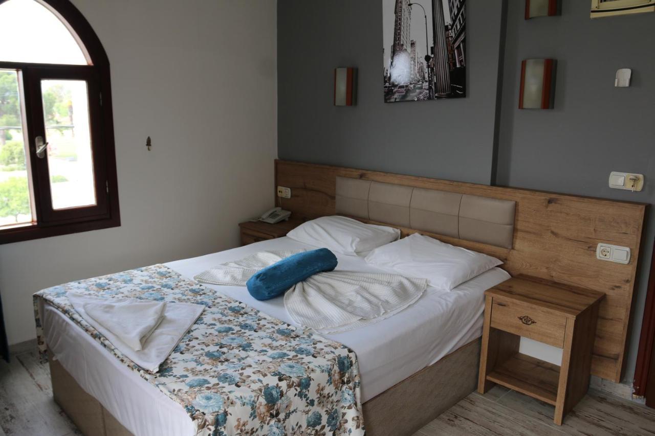 Standard Double or Twin Room,997479483:JPEG