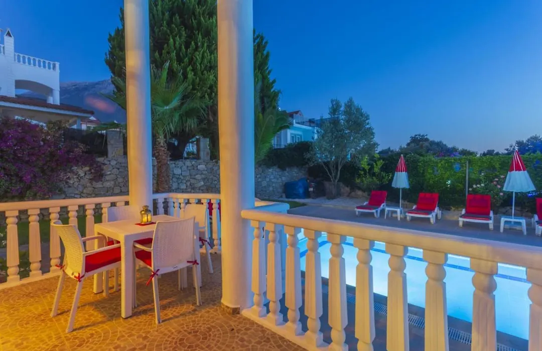 Villa Oeluedeniz-1
