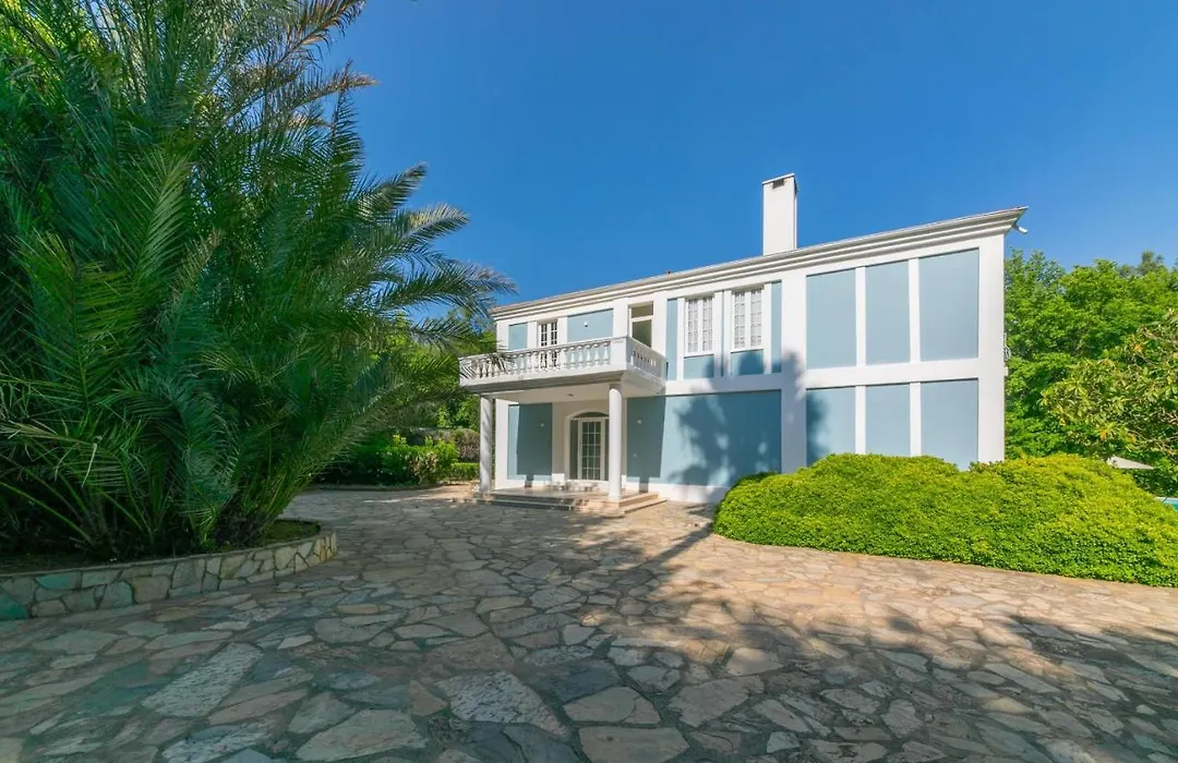 Villa Zarik-1