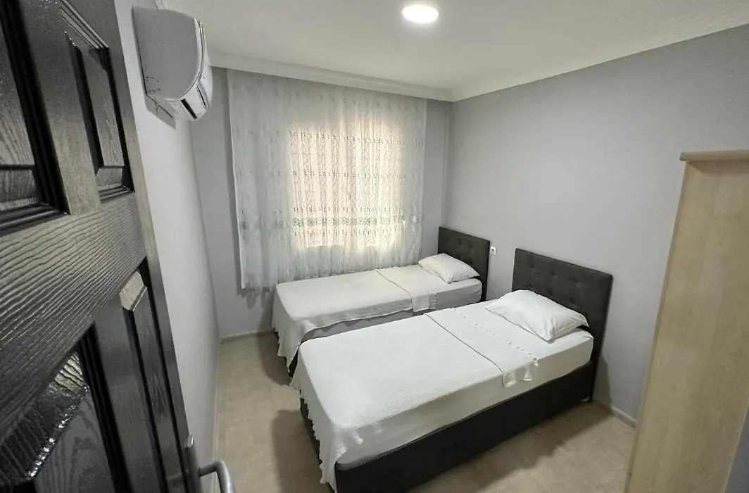 Tom London Apart Hotel-1