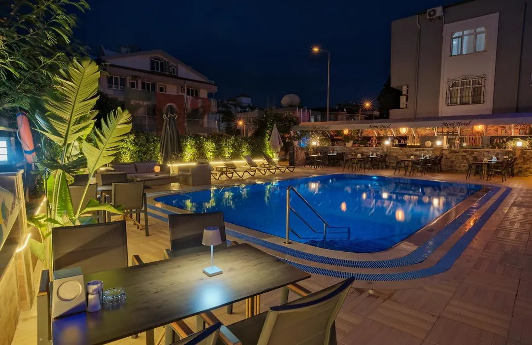 Moni Hotel-1