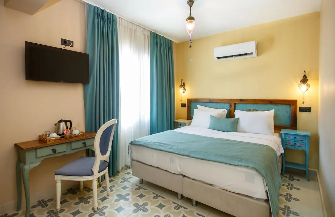 Fi Light Solto Boutique Beach Hotel-1