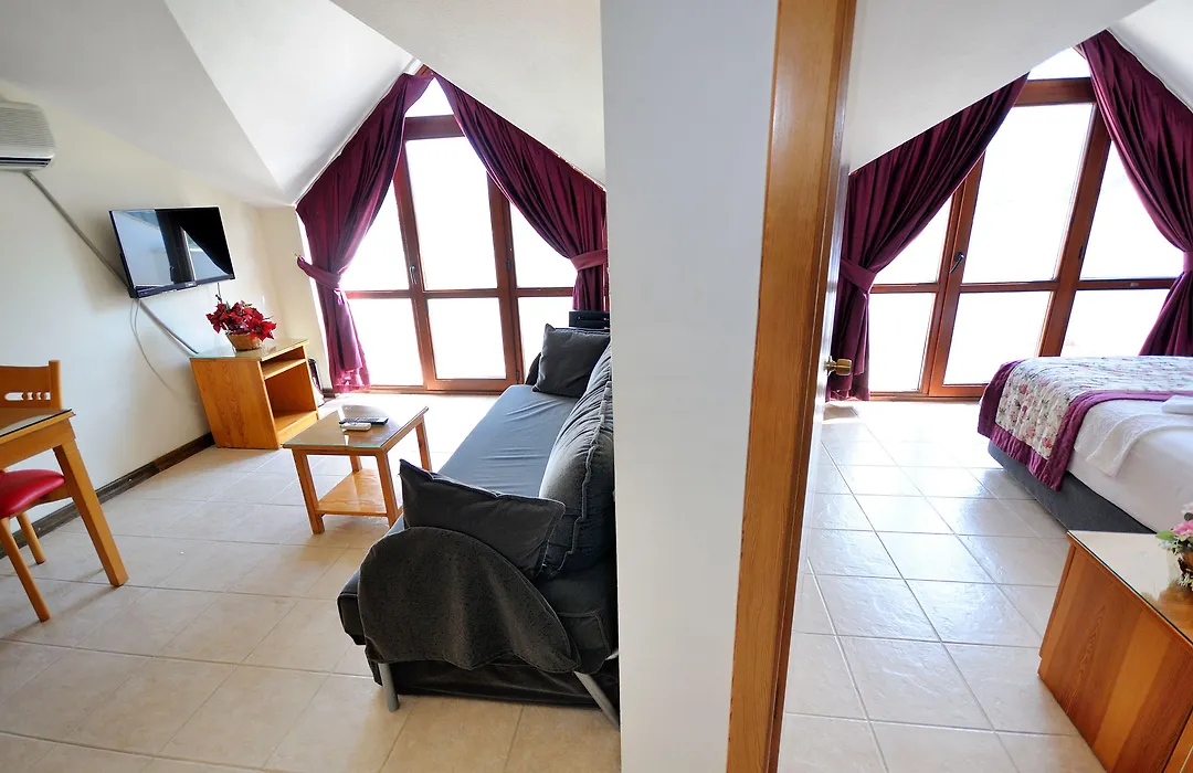 Fora Apart Hotel-1