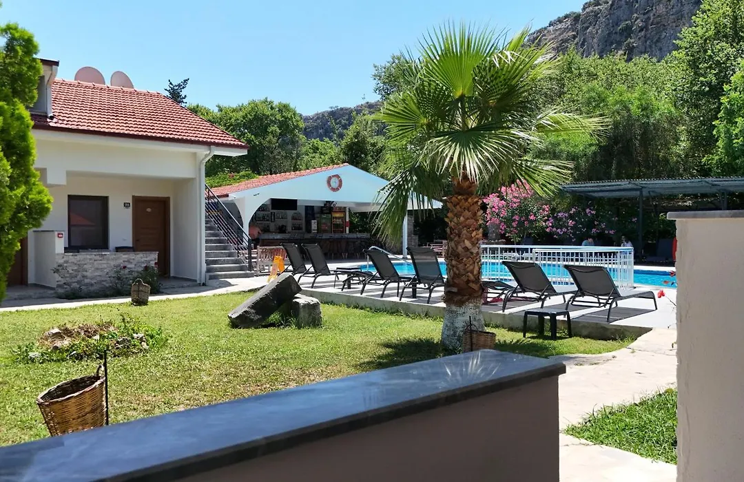 Hotel Riverside-1