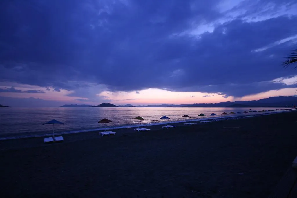 Adrian Beach Hotel-1