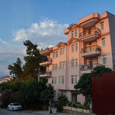 Pembe Koesk Apart Otel-3