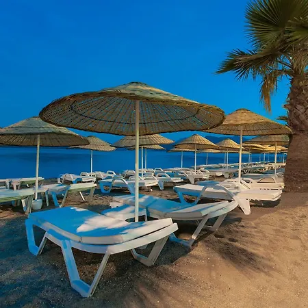 The Beachfront Hotel Adult Only 16 Plus-2