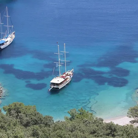 Cabin Charter In Turkey-3