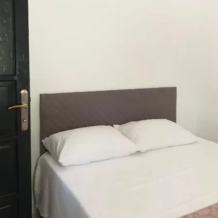 Deka Apartments 6-3