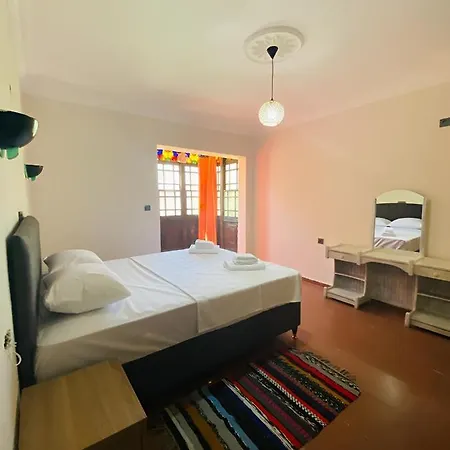 Apartment In Oeluedeniz-3
