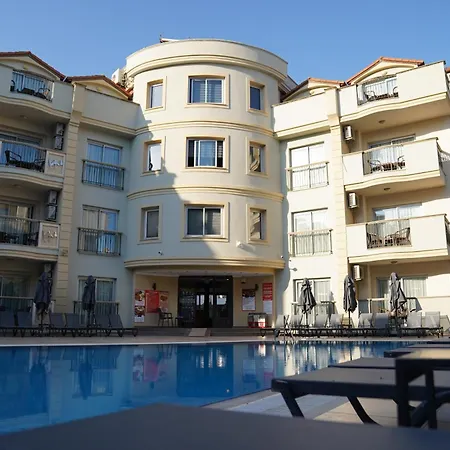 Club Karakas Apart Otel-3
