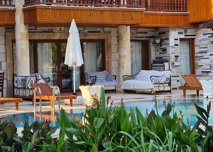 Haustierfreundliches Stunning 10 Bedroom Villa In Dalyan