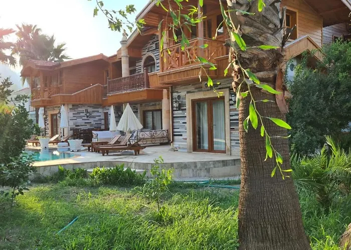 Haustierfreundliches Stunning 10 Bedroom Villa In Dalyan