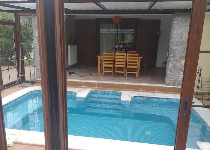 Pet friendly Triplex Villa Dalyan