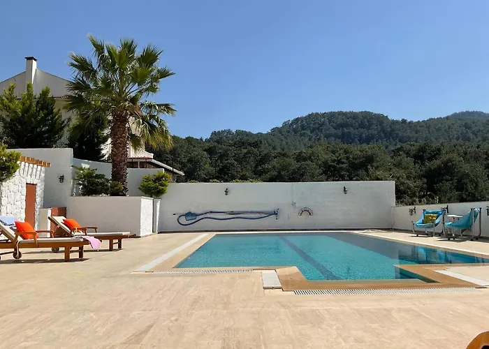 Havuzlu Doga Icinde Misafir Evi Uzumlu Fethiye Hotel