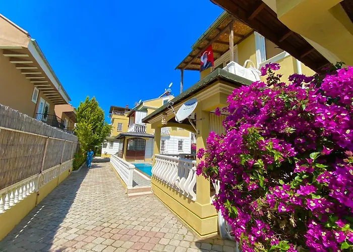 Huisdiervriedelijke Fethiye'De Sahil Ve Sehirici Birarada... Appartement