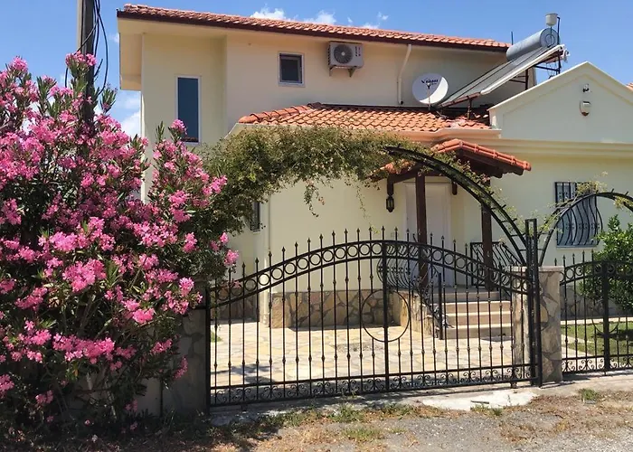 Pet friendly Dalyan Paradise Villa Shamwari