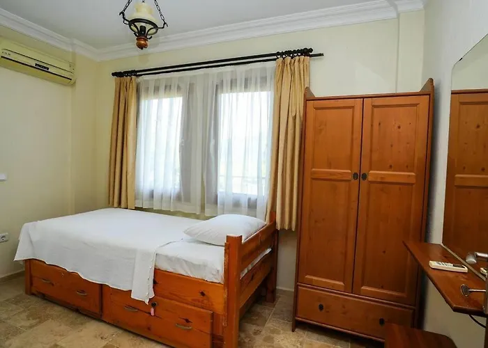 Dalyan 4 Bedroom Private Country House With Pool