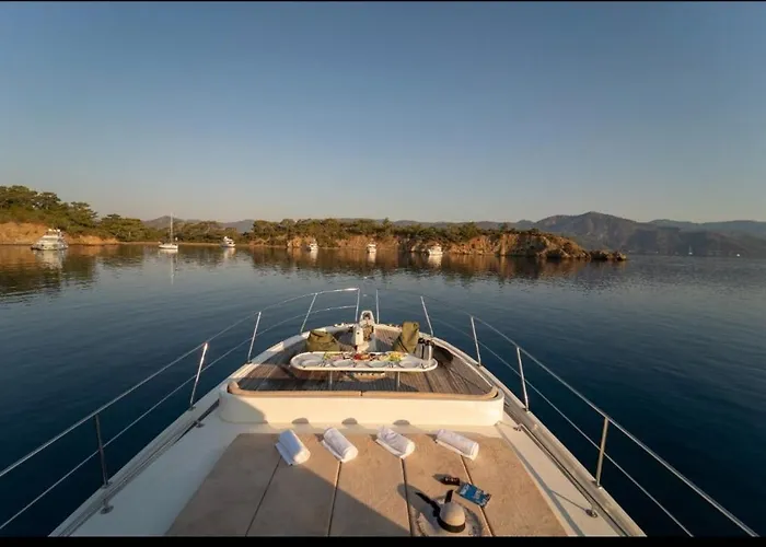 Aden Yachting Otel Göcek