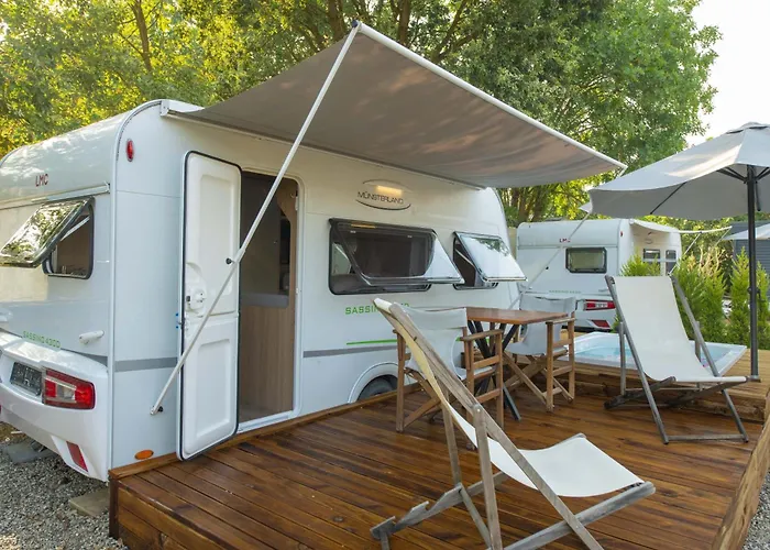 Haustierfreundliches Nomade Caravan Camping Fethiye