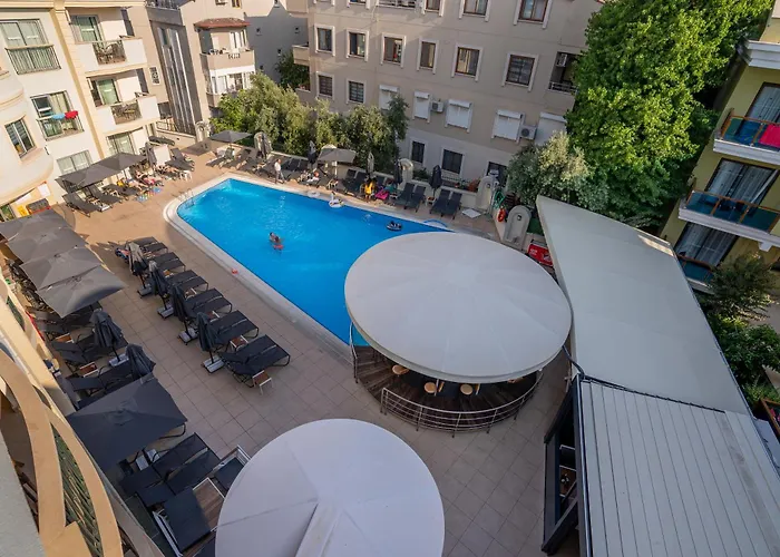 Club Karakas Apart Otel Marmaris