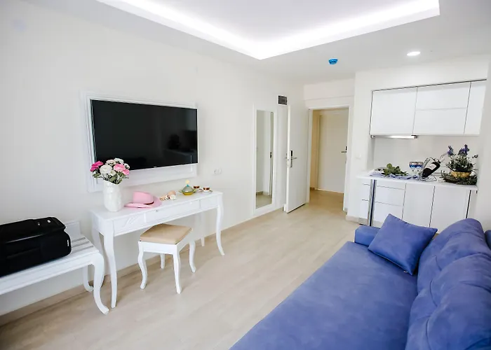 Pet friendly Princess Kinli Suites Hotel Marmaris